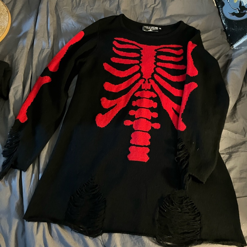KILLSTAR Long Sweater Women’s sz XL Black/Red RibCage Art Distressed GOTH NEW - Picture 4 of 10
